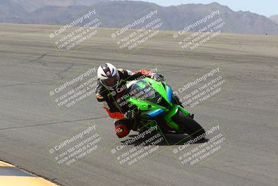 media/Apr-10-2022-SoCal Trackdays (Sun) [[f104b12566]]/Bowl (11am)/